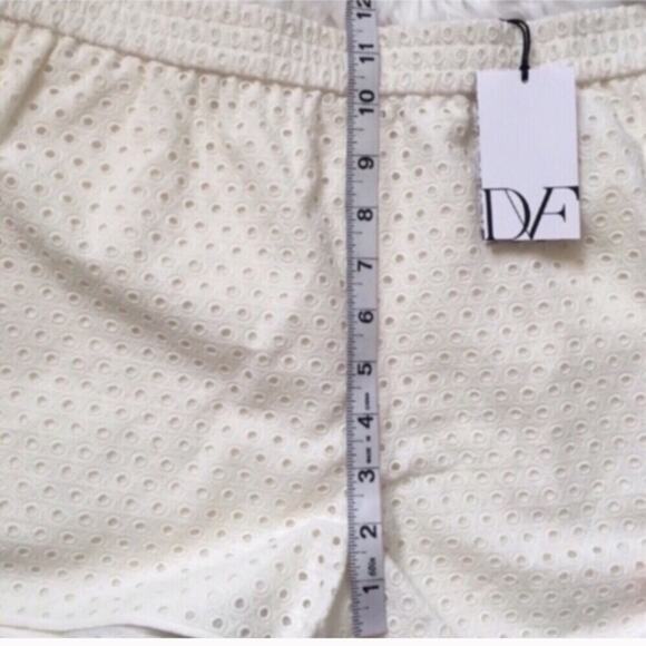 Diane Von Furstenberg DVF Eyelet Shorts - Picture 5 of 8